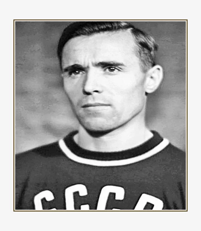 797-Viktor_Chukarin_crop_frame8.webp