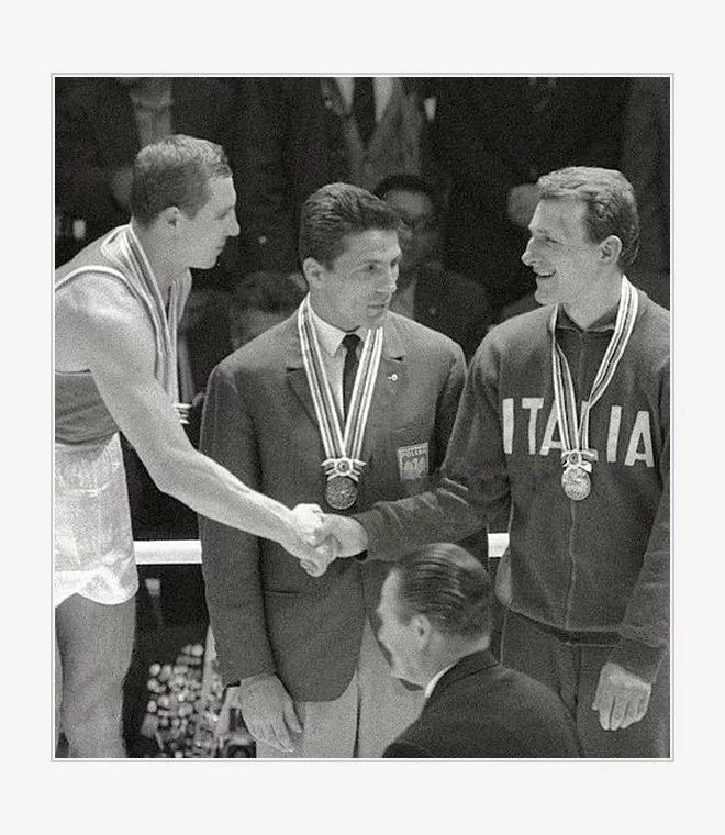 829-Valeri_Popenchenko__Tadeusz_Walasek__Franco_Valle_1964_frame2.webp