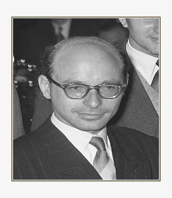 852-David_Bronstein_in_1954_frame0.webp